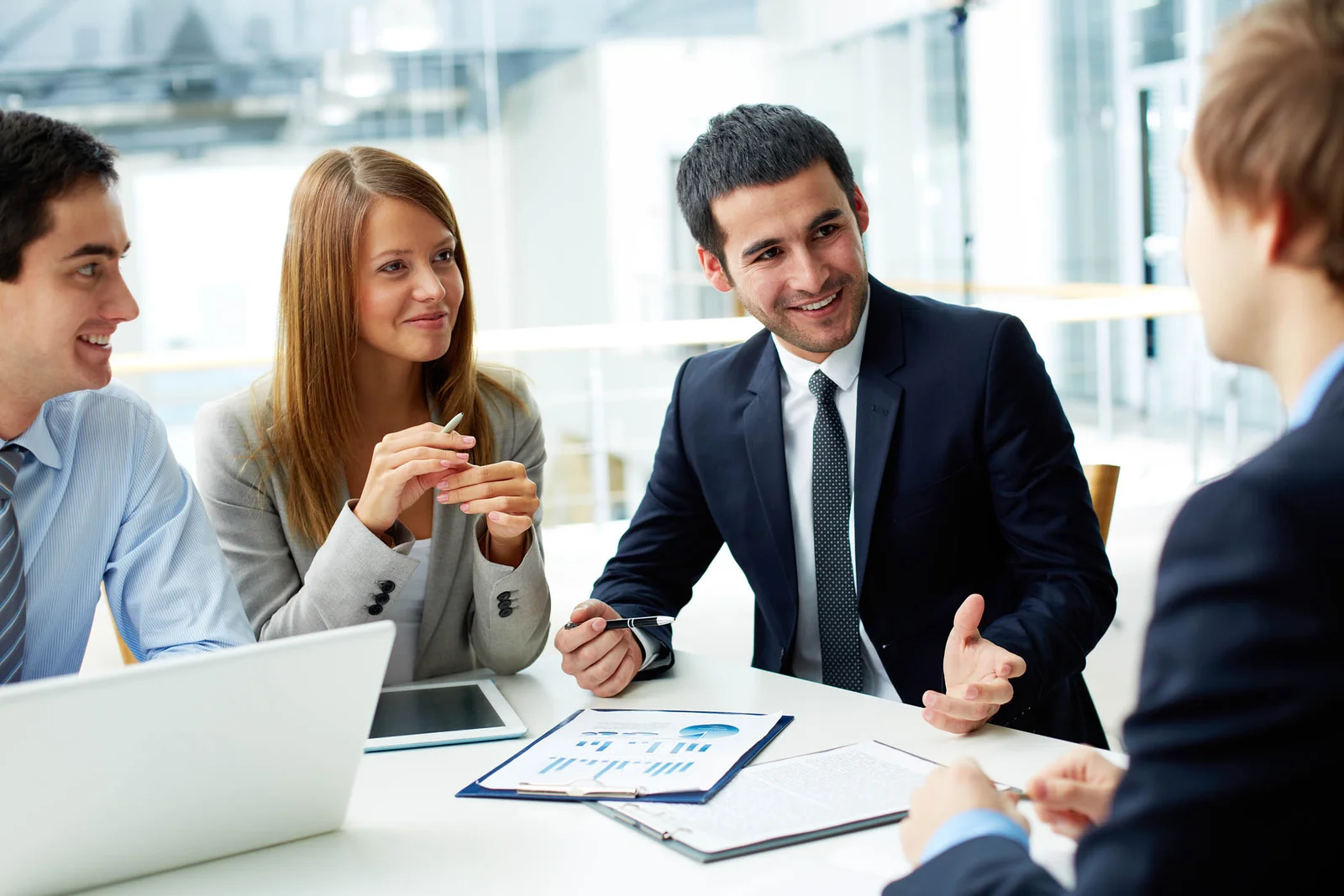 Business Setup in UAE | Company Formation in Dubai | Feamish Business Solutions